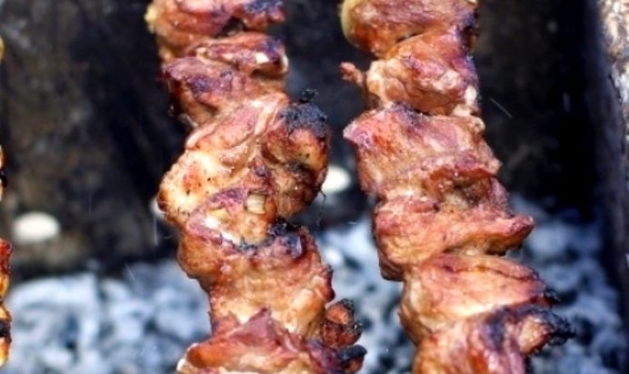 Шашлык из баранины по-азербайджански