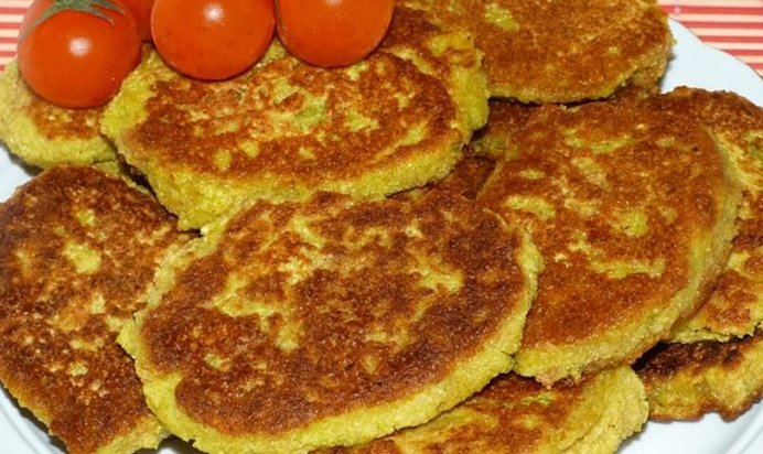 Кабачково-гороховые оладьи (по мотивам пудлы)