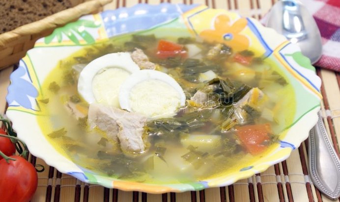 Зелёный борщ с щавелем и черемшой