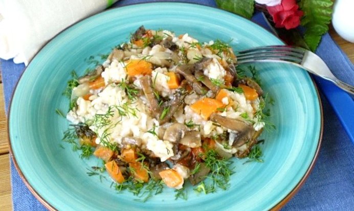 Овощной плов с грибами