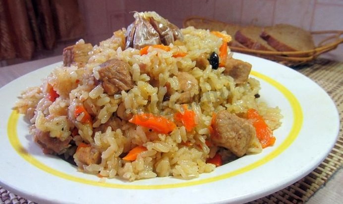 Плов со свининой в мультиварке