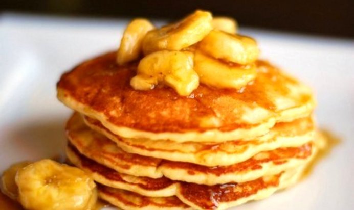 Банановые оладьи на кефире