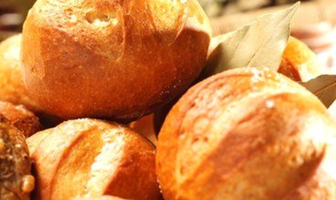 Хлеб с зеленым перцем горошком