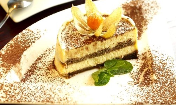 Десерт «Тирамису» с зеленым чаем и мятой