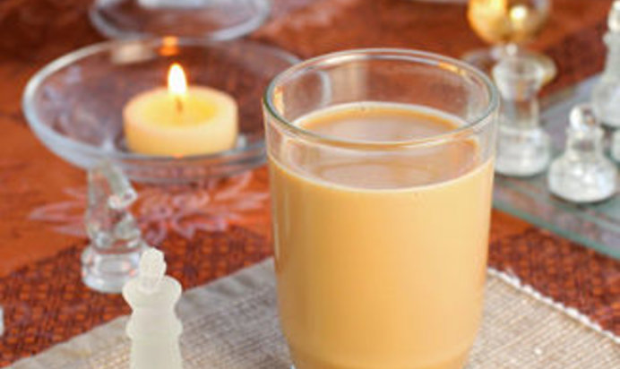 Масала чай - индийский чай с молоком и специями