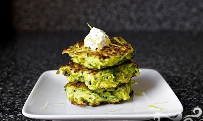 Оладьи из цуккини с лимоном