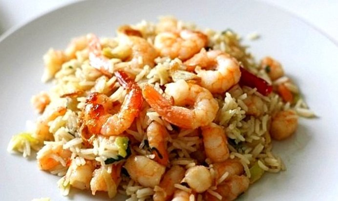 Плов с креветками в мультиварке