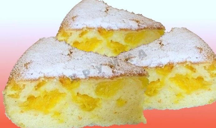 Шарлотка с апельсинами в мультиварке