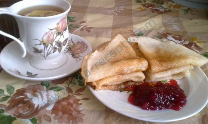 Постные блины на минеральной воде