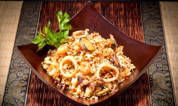 Тяхан с морепродуктами