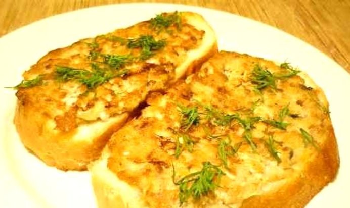 Бутерброды с горбушей консервированной