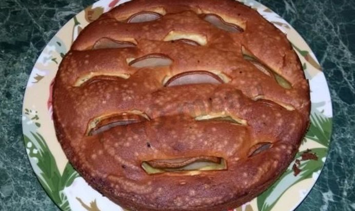 Творожный кекс с грушей