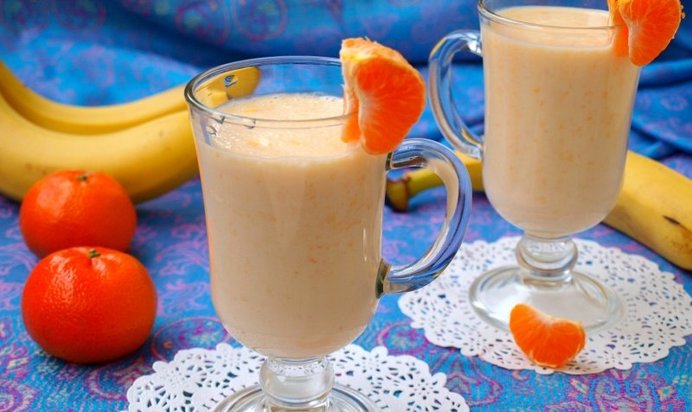 Бананово-мандариновый смузи