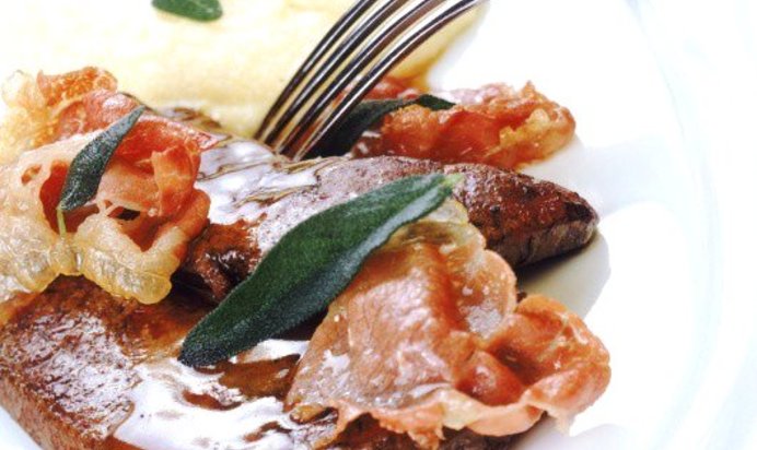 Пивные оладьи с беконом и сыром