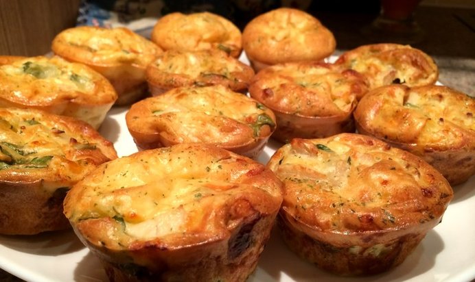 Куриные маффины с сыром