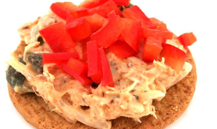 Хлебцы с тунцом и сладким перцем