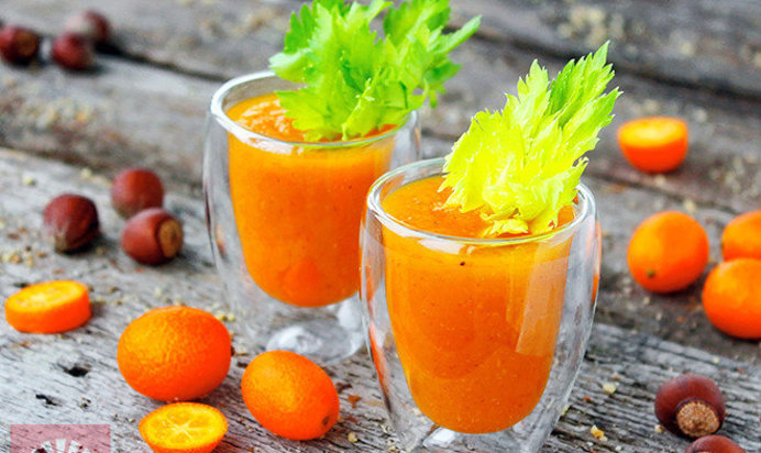 Тыквенно-ореховый смузи с кумкватом и сельдереем