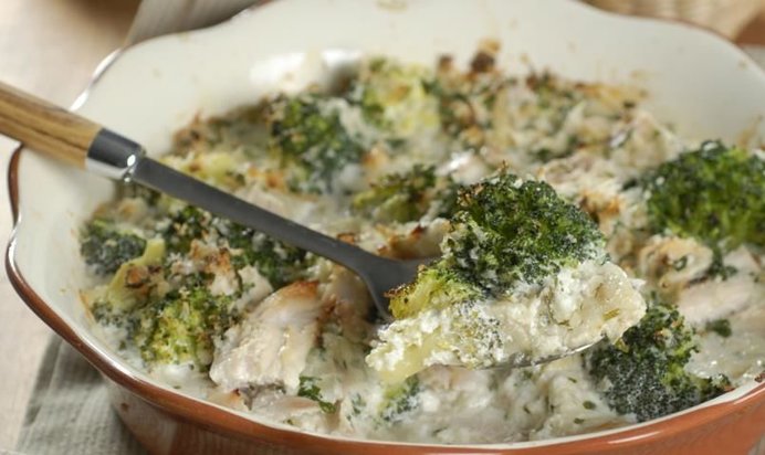 Куриная запеканка с брокколи