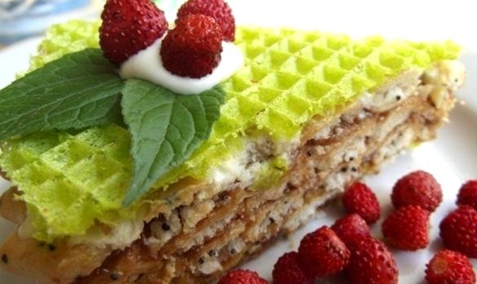 Вафельный торт без выпечки