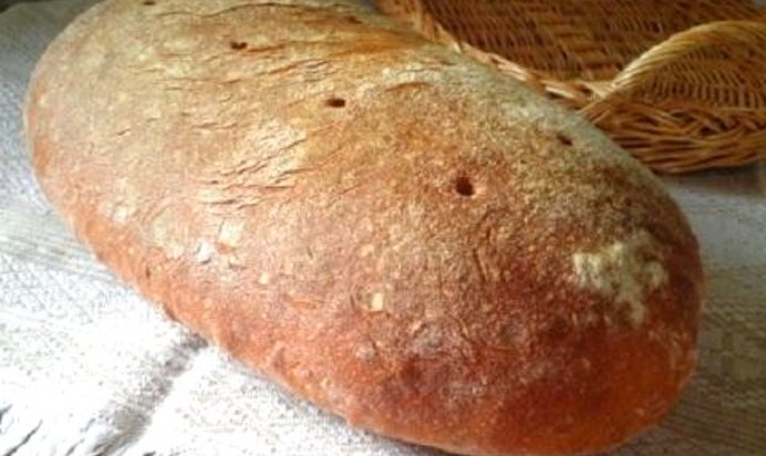 Заварной праздничный хлеб