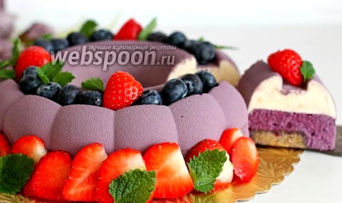 Муссовый торт с черникой и велюром
