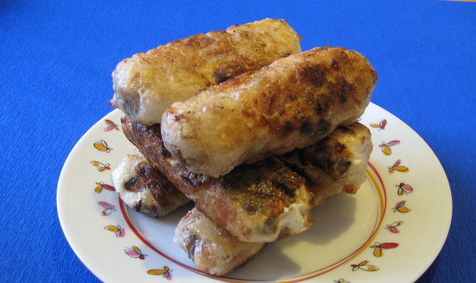 Спринг-роллы с курицей, грибами и сливочным сыром