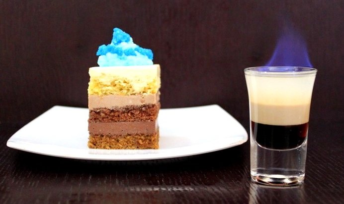 Пирожное «Б‑52»