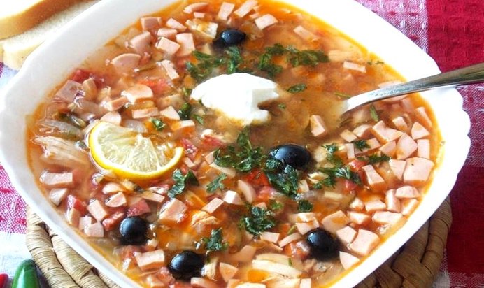 Солянка мясная