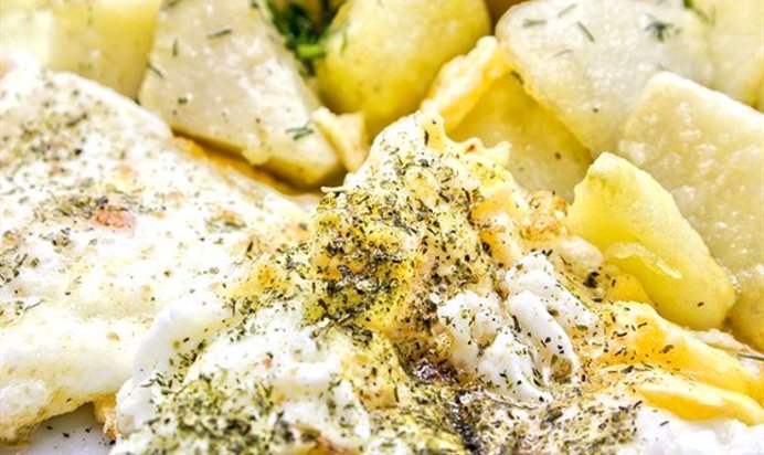 Картофель с омлетом