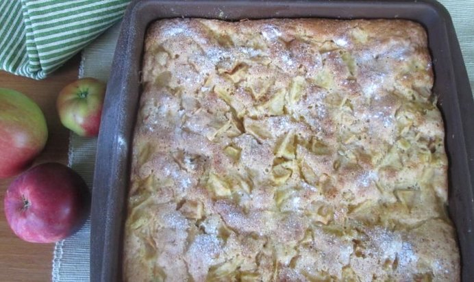 Просто шарлотка