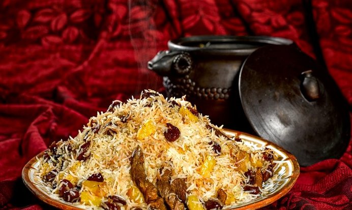 Плов в духовке со свининой