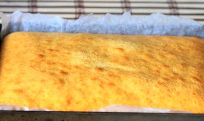 Бисквитное тесто для торта со сметаной