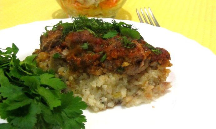 Запеканка из риса с мясными шариками