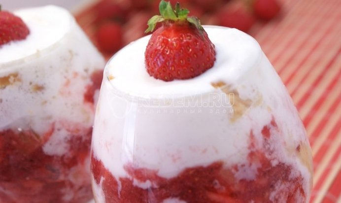 Напиток из замороженных фруктов