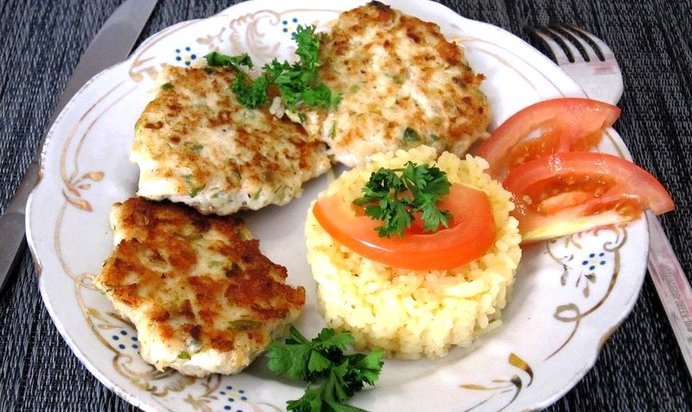 Оладьи из курицы с овощами