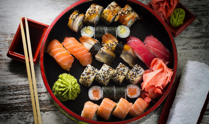 Как приготовить роллы дома