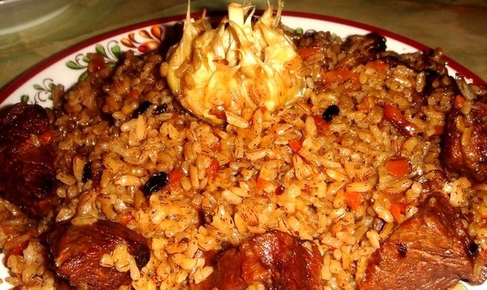 Плов с чесноком