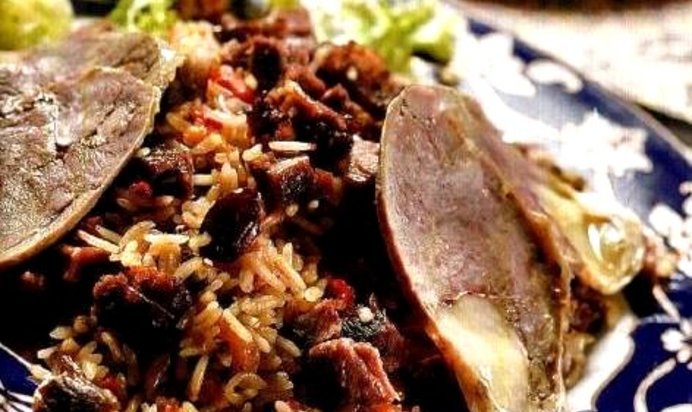 Плов с бараниной и сухофруктами