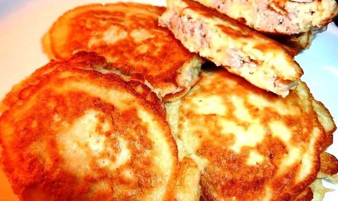 Мясные оладьи на скорую руку