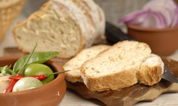 Хлеб с ветчиной и сыром