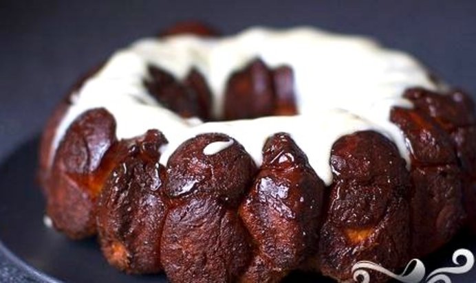 Хлеб со сливочной глазурью