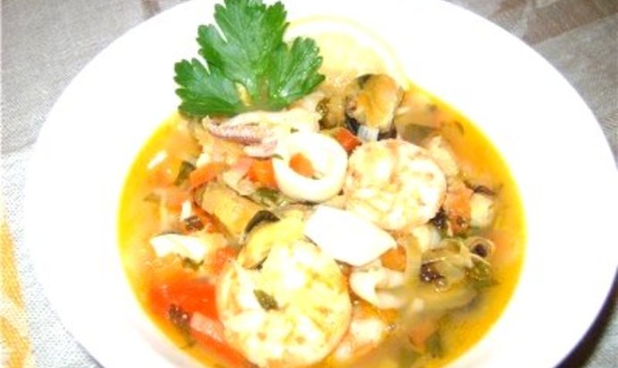 Суп из морского коктейля