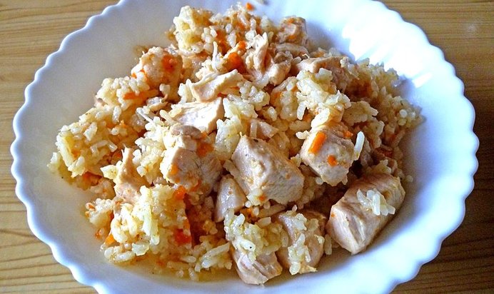 Плов с куриным филе в мультиварке