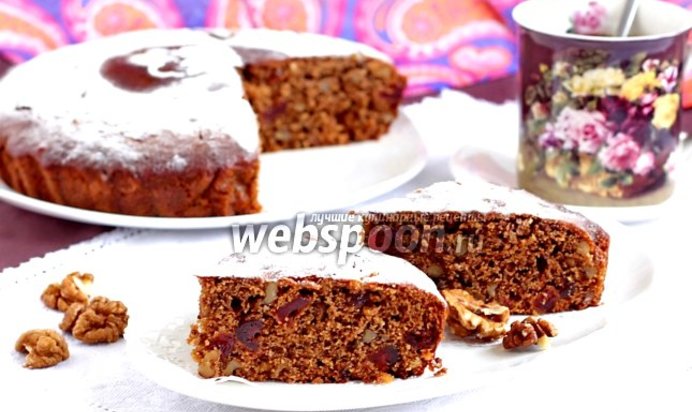 Постная кофейная коврижка с вяленой вишней и орехами