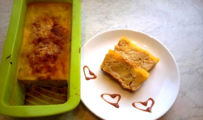Яблочный кекс с яичной заливкой