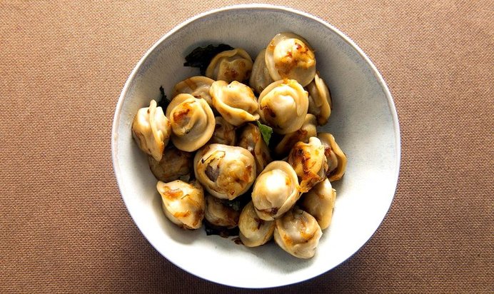 Пельмени с крапивой