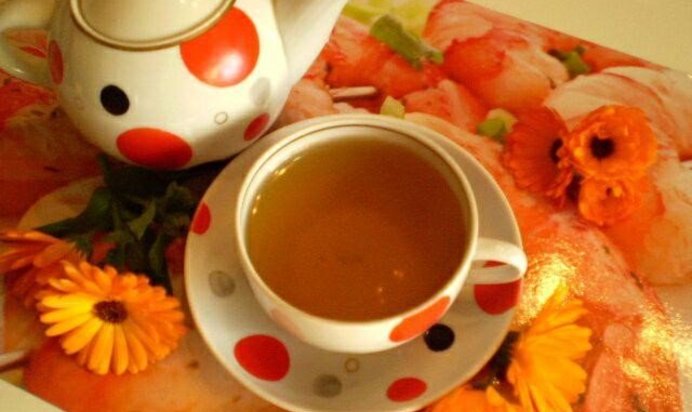 Зеленый чай с календулой