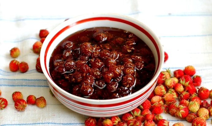 Земляничное варенье в хлебопечке