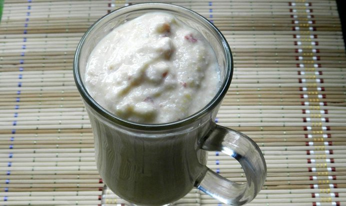 Смузи с грушей и персиком