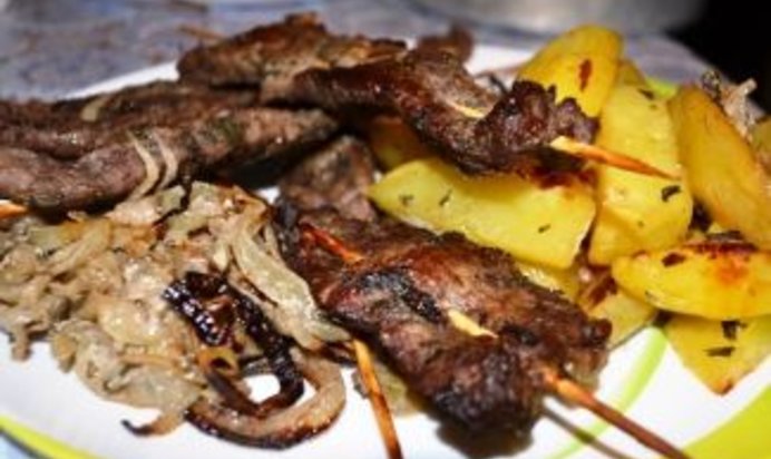 Шашлык в духовке (дана басырмасы)